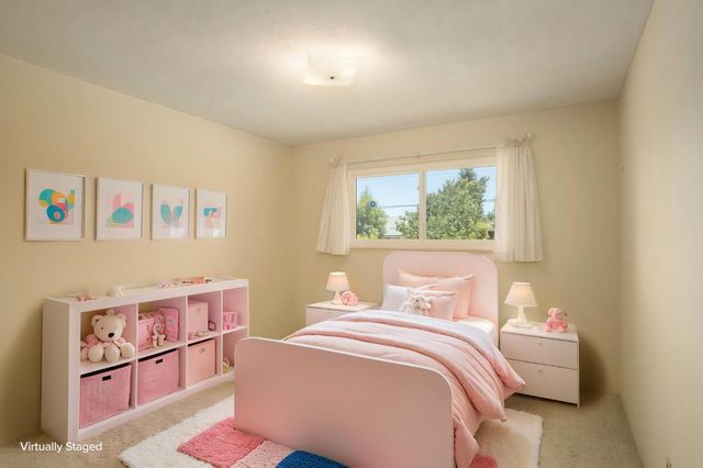 567 W Bullard Avenue, Fresno, CA 93704