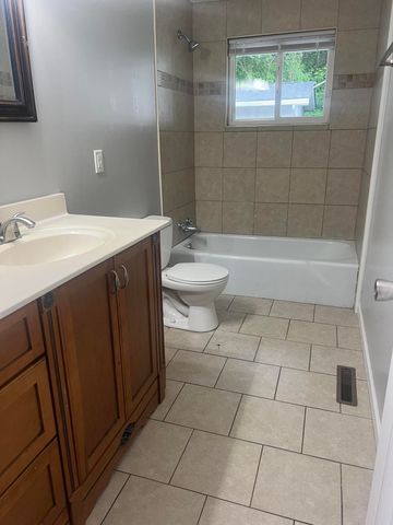 132 Hogan Road, Rossville, GA 30741