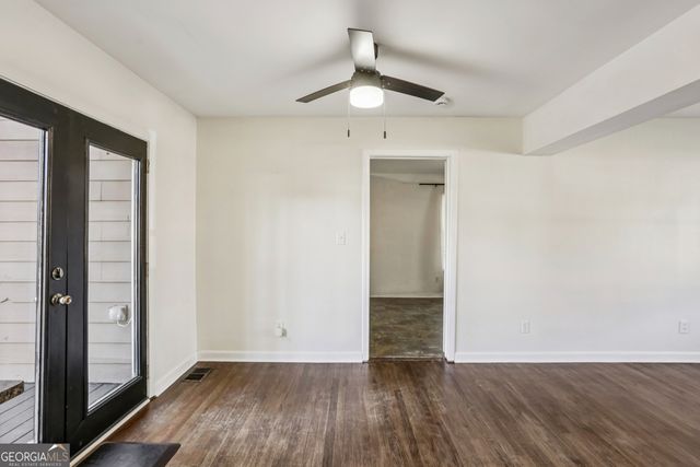 1609 Tanager Circle, Decatur, GA 30032