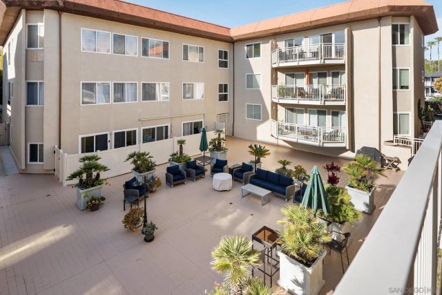 5366 La Jolla Blvd 203C, La Jolla, CA 92037