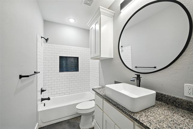 926 Baker Street, Denison, TX 75020