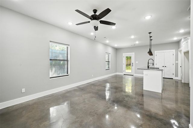 926 Baker Street, Denison, TX 75020
