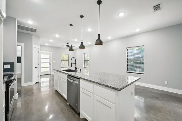 926 Baker Street, Denison, TX 75020