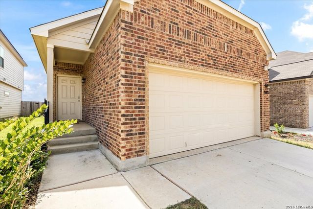 10418 GREEN LAKE DR, San Antonio, TX 78223