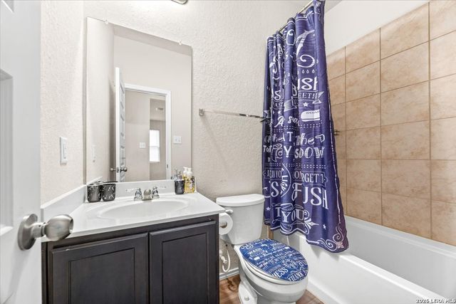10418 GREEN LAKE DR, San Antonio, TX 78223