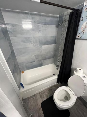 4364 NW 9th Avenue 16-1d, Deerfield Beach, FL 33064