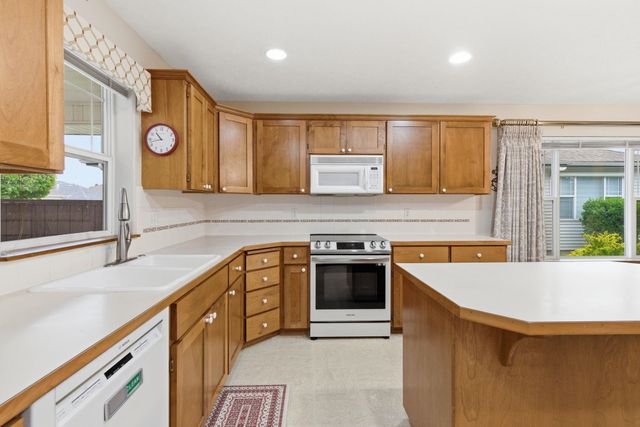 1422 S Mamer Ln, Spokane Valley, WA 99216