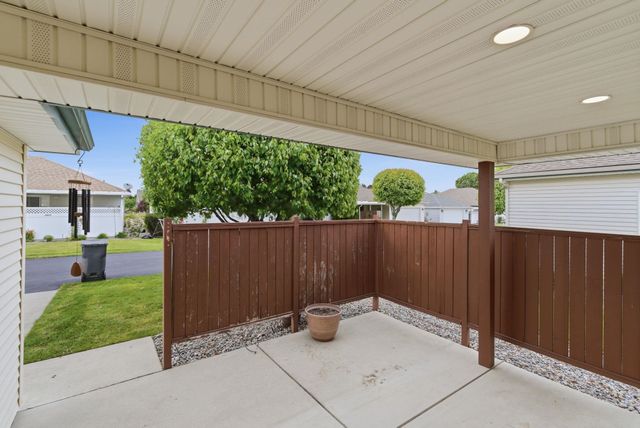 1422 S Mamer Ln, Spokane Valley, WA 99216