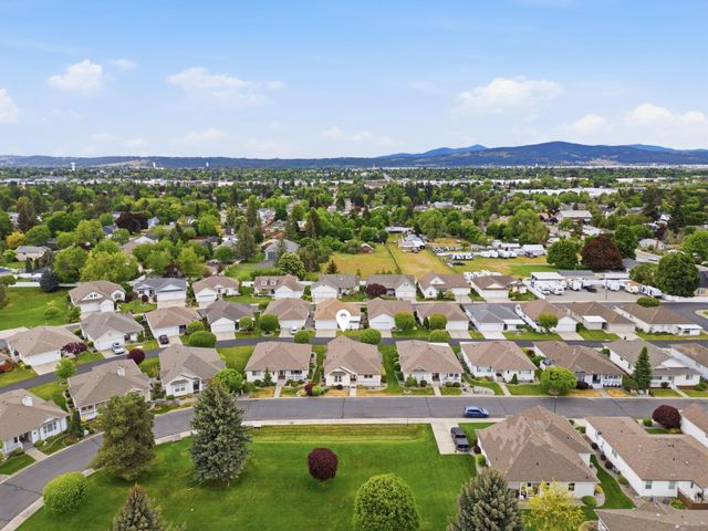 1422 S Mamer Ln, Spokane Valley, WA 99216