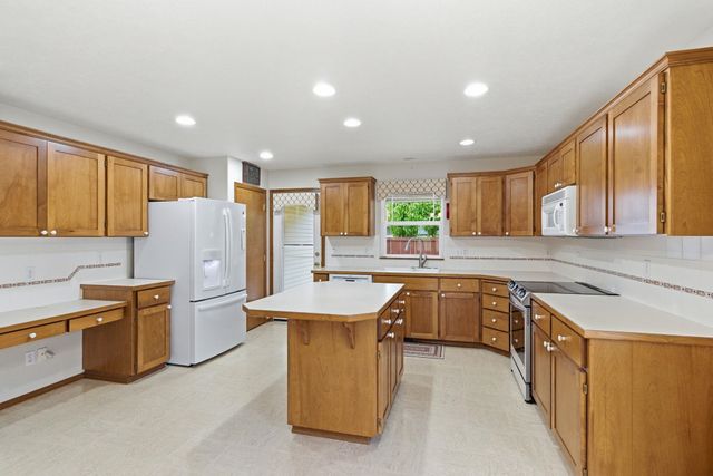 1422 S Mamer Ln, Spokane Valley, WA 99216