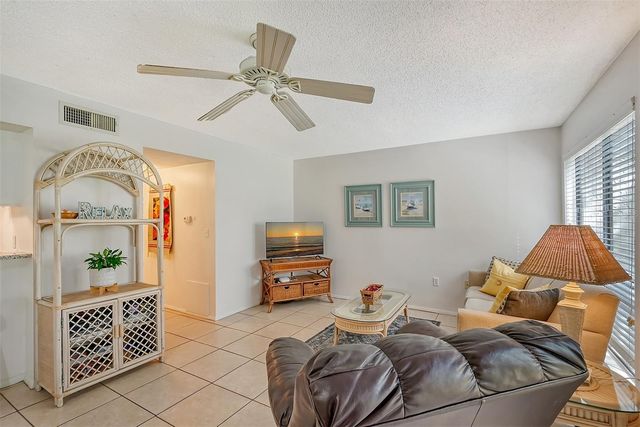 6157 MIDNIGHT PASS ROAD G11, Sarasota, FL 34242