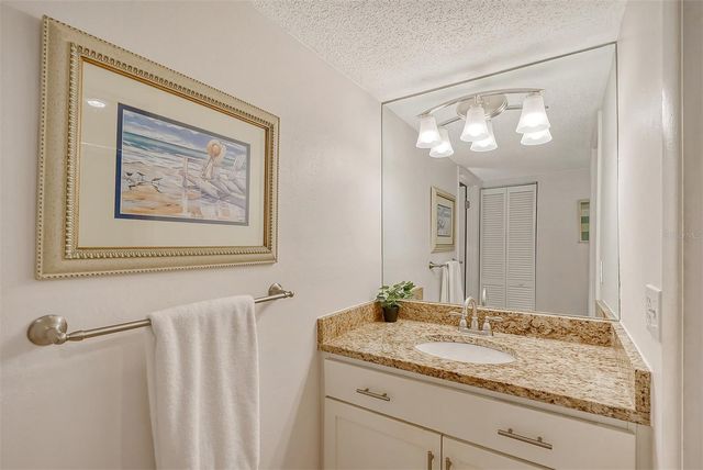 6157 MIDNIGHT PASS ROAD G11, Sarasota, FL 34242