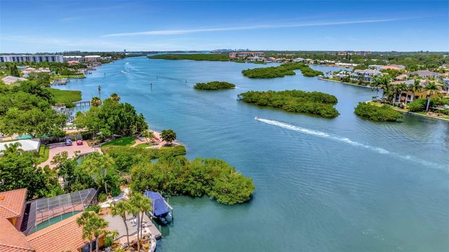 6157 MIDNIGHT PASS ROAD G11, Sarasota, FL 34242