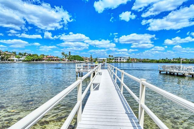 6157 MIDNIGHT PASS ROAD G11, Sarasota, FL 34242