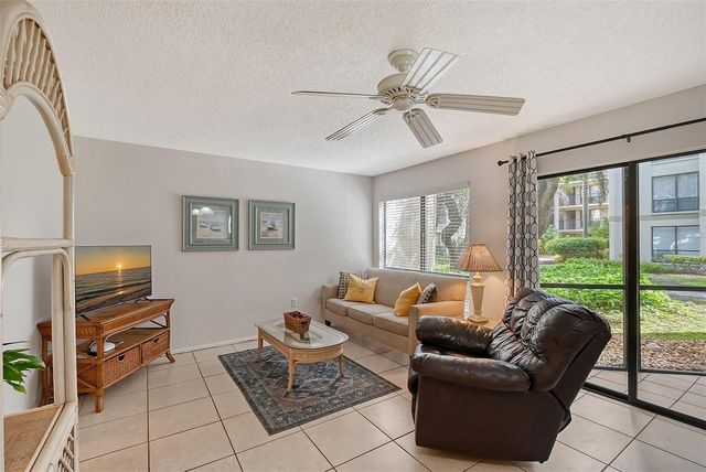 6157 MIDNIGHT PASS ROAD G11, Sarasota, FL 34242