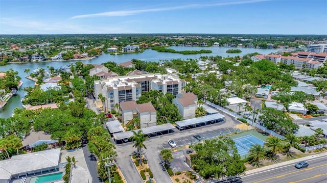 6157 MIDNIGHT PASS ROAD G11, Sarasota, FL 34242