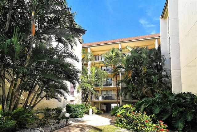 6157 MIDNIGHT PASS ROAD G11, Sarasota, FL 34242