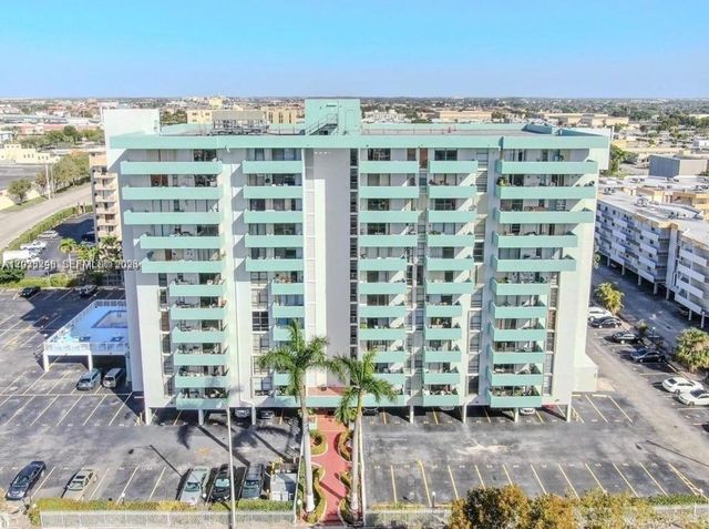 1825 W 44th Place 1107, Hialeah, FL 33012