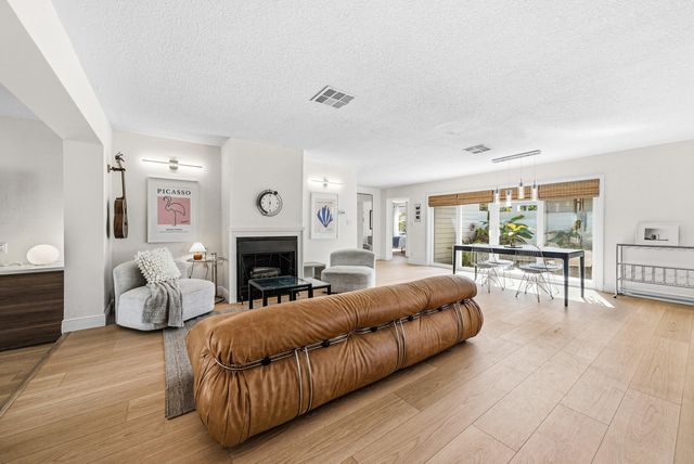 435 NE 35th Street, Boca Raton, FL 33431