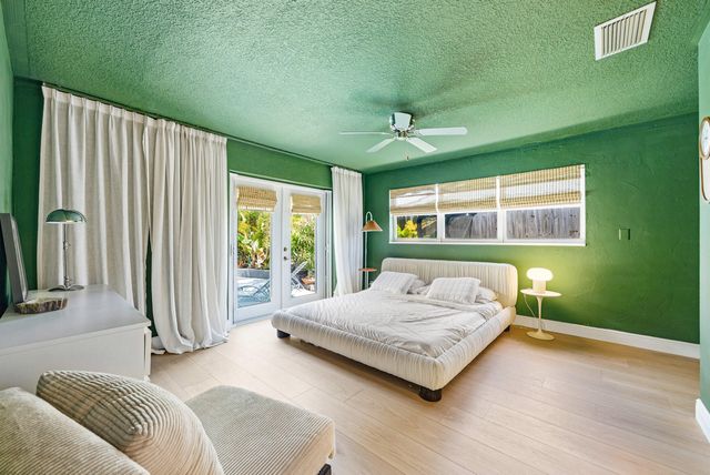 435 NE 35th Street, Boca Raton, FL 33431