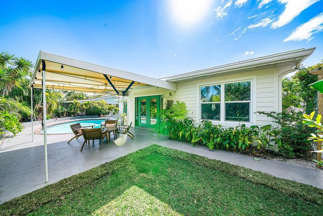 435 NE 35th Street, Boca Raton, FL 33431