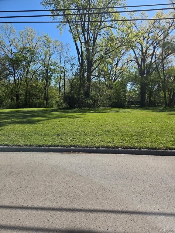 5099 Admiral Street, Westland, MI 48186