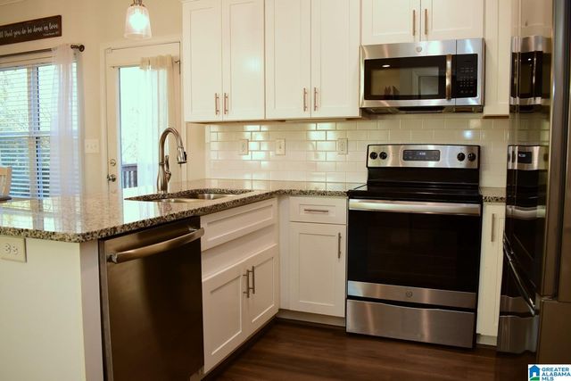 214 SUNSET LANE, Jemison, AL 35085