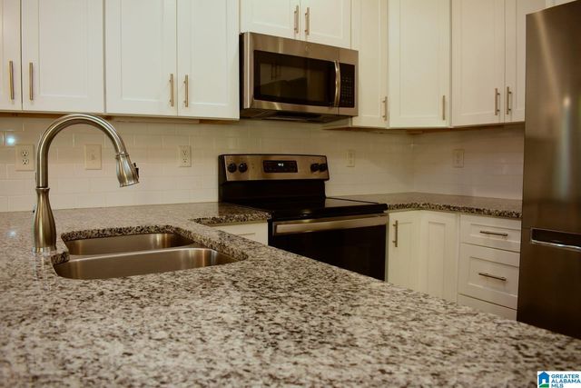 214 SUNSET LANE, Jemison, AL 35085