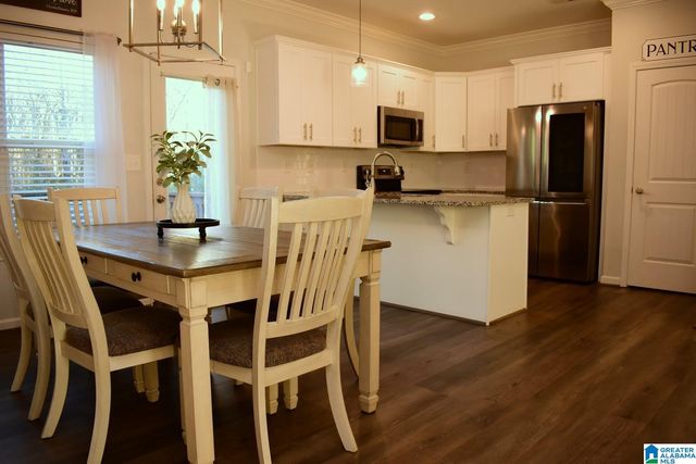 214 SUNSET LANE, Jemison, AL 35085