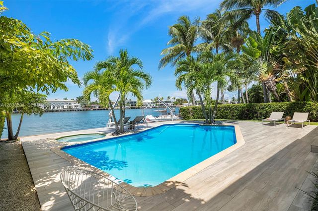 365 N Shore Drive, Miami Beach, FL 33141