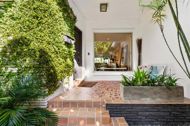 365 N Shore Drive, Miami Beach, FL 33141