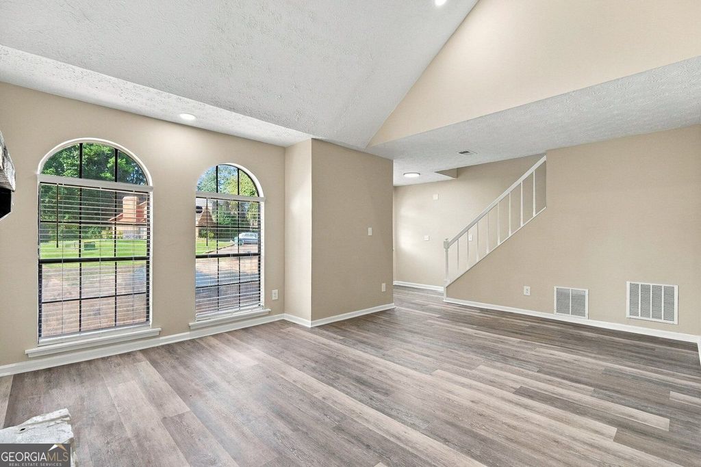 818 Heritage Oaks Drive, Stone Mountain, GA 30088 — photo 4