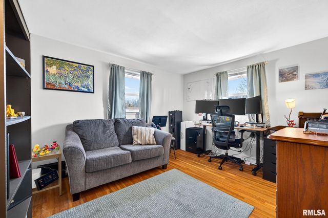 310 SHERWOOD PARK Road, Washington, IL 61571