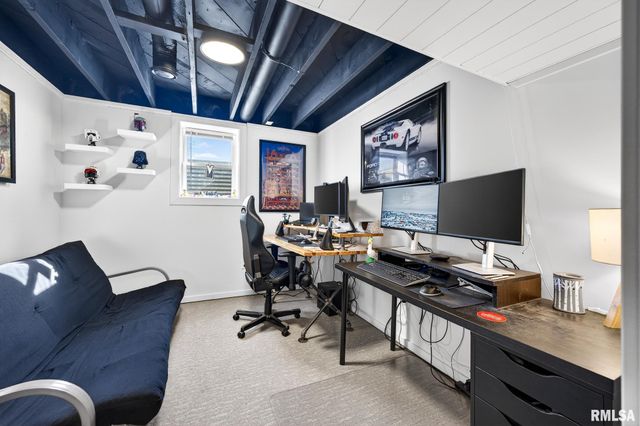 310 SHERWOOD PARK Road, Washington, IL 61571