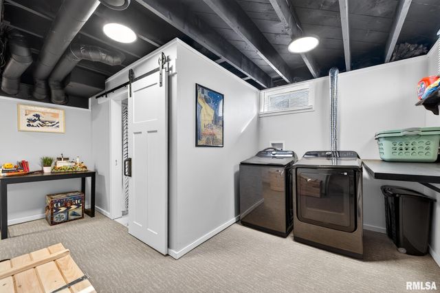 310 SHERWOOD PARK Road, Washington, IL 61571