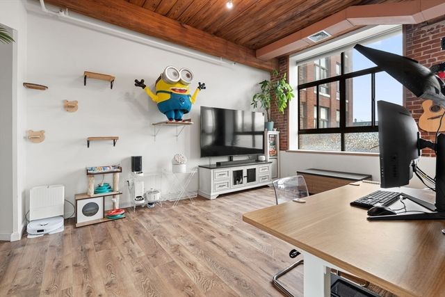 10 Linwood St 214, Malden, MA 02148