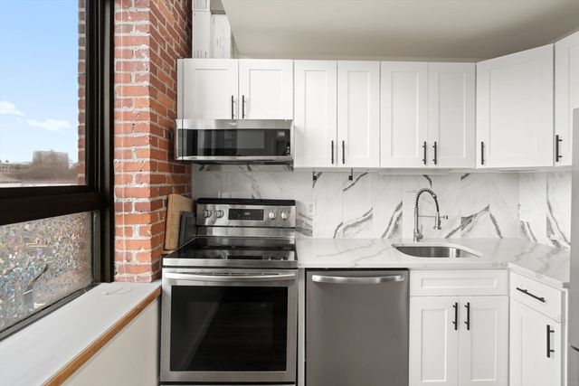 10 Linwood St 214, Malden, MA 02148