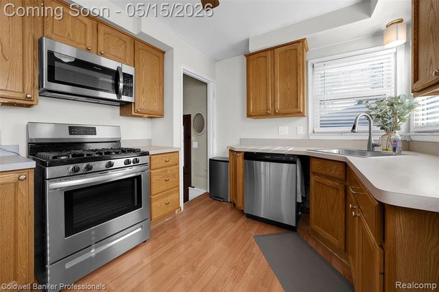 30650 Minton Street, Livonia, MI 48150