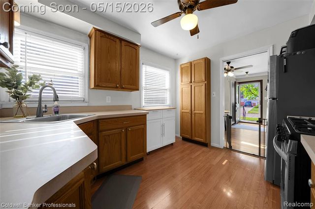 30650 Minton Street, Livonia, MI 48150