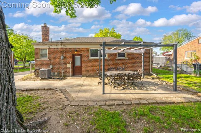 30650 Minton Street, Livonia, MI 48150