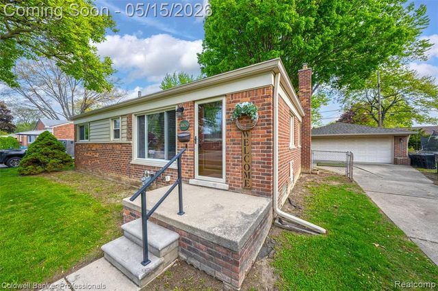 30650 Minton Street, Livonia, MI 48150