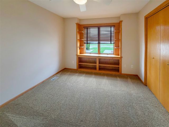 15764 Sheridan Avenue, Clive, IA 50325