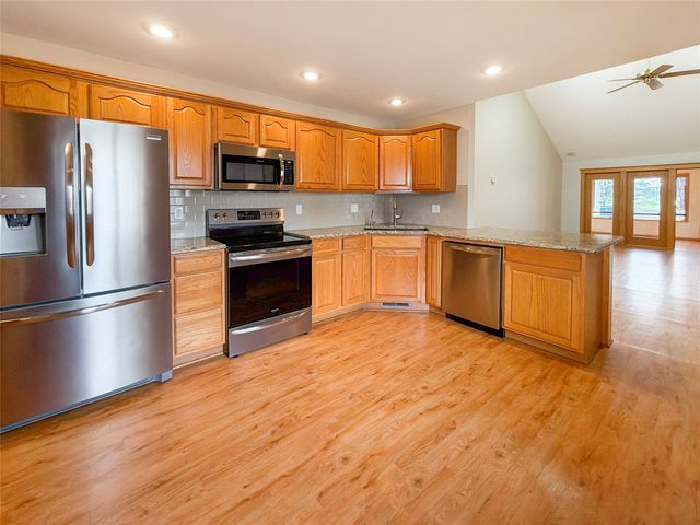 15764 Sheridan Avenue, Clive, IA 50325