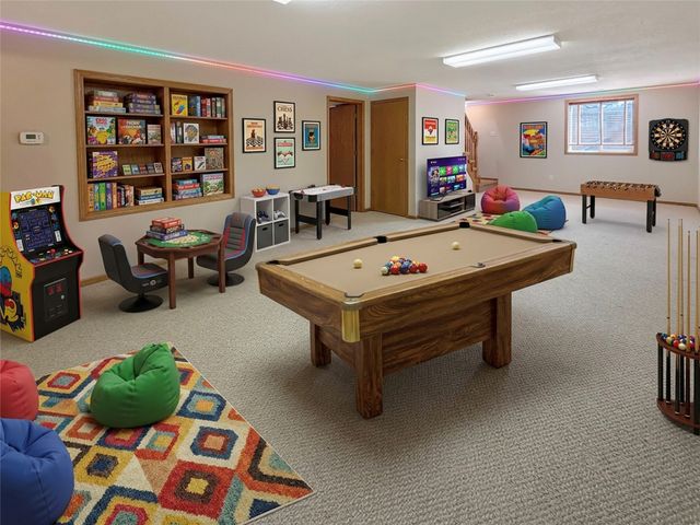 15764 Sheridan Avenue, Clive, IA 50325