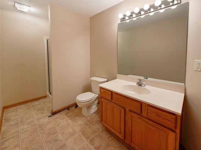 15764 Sheridan Avenue, Clive, IA 50325