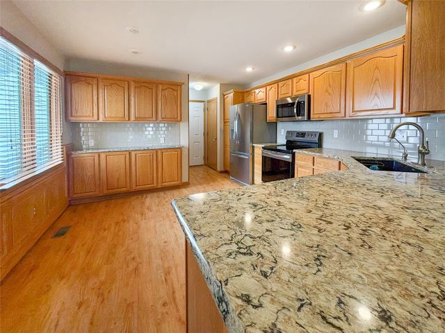 15764 Sheridan Avenue, Clive, IA 50325