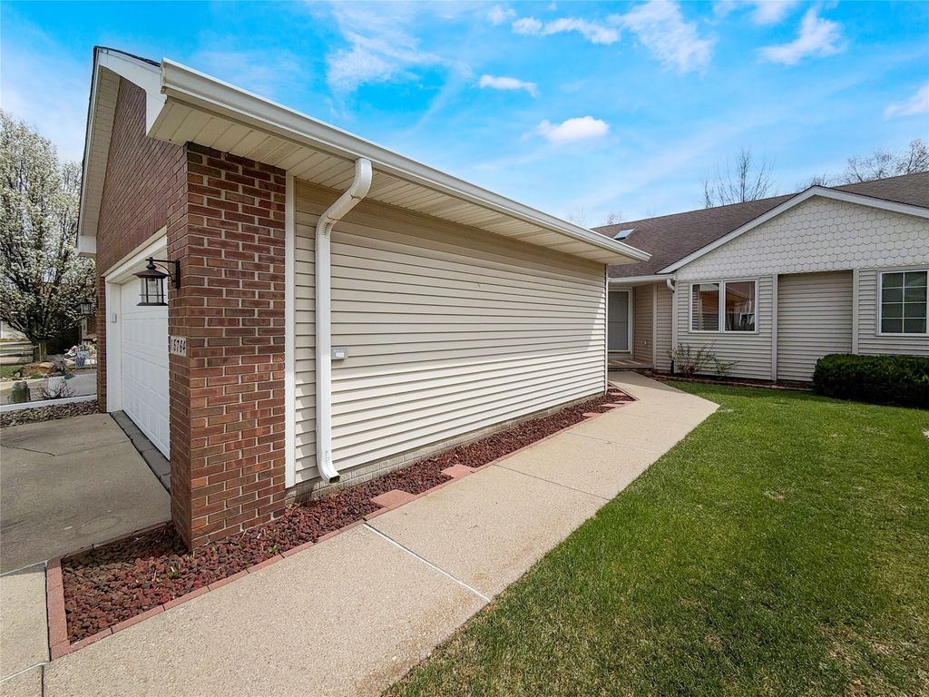 15764 Sheridan Avenue, Clive, IA 50325
