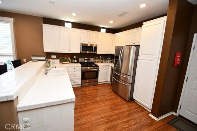 2710 Dumalski, Lakewood, CA 90712