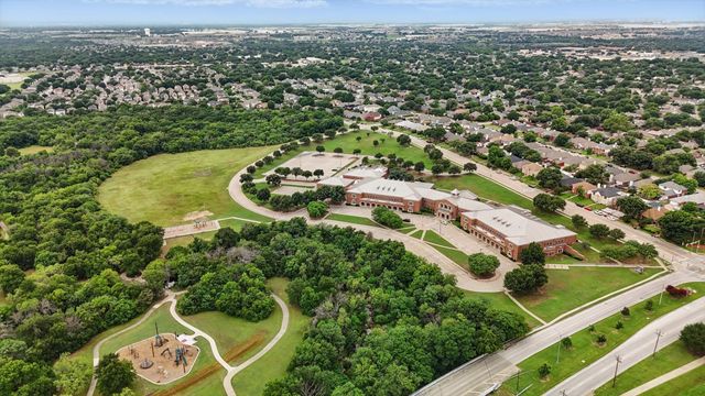 4704 Misty Ridge Drive, Fort Worth, TX 76137