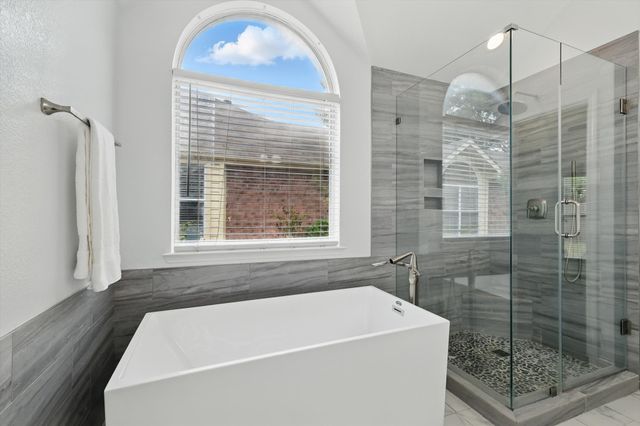 4704 Misty Ridge Drive, Fort Worth, TX 76137